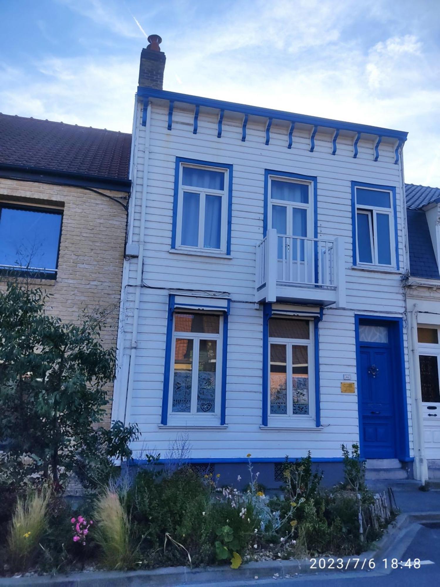 Jolie Maison En Bois Authentique Dunkirk Kültér fotó